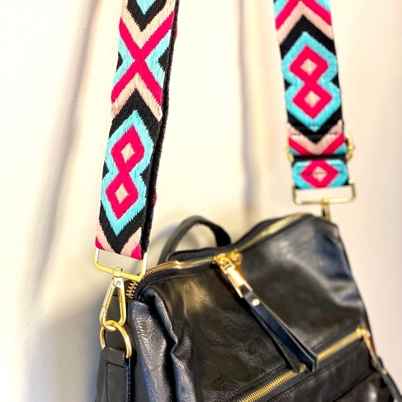 NEW Crossbody Strap for any Bag in Aqua Geo 💗🖤 - Picture 8 of 9